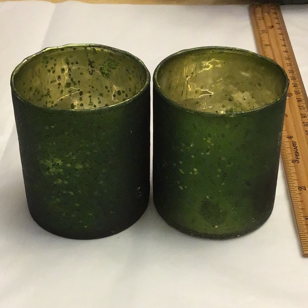 ⭐️10/10.00⭐️ Home Art Decor Candle Holders green w gold spelled glass inside